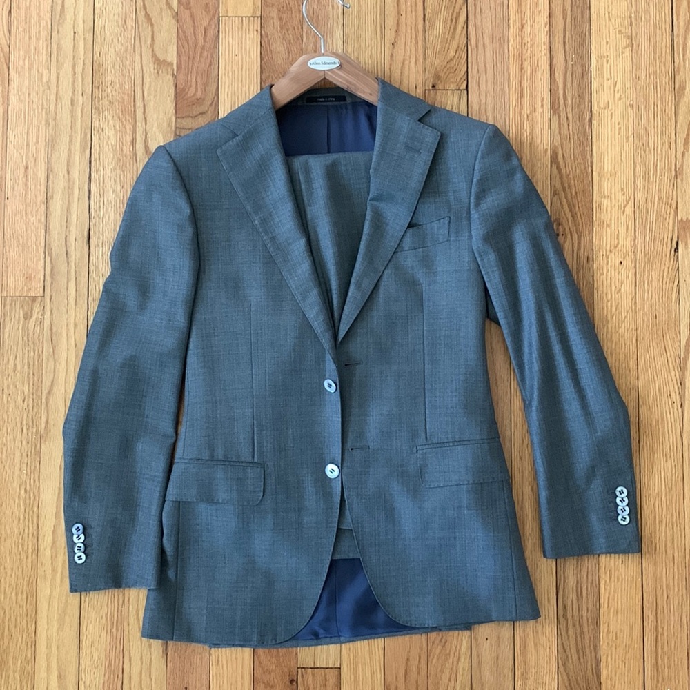 SuitSupply Grey Napoli Suit (34 / 28)